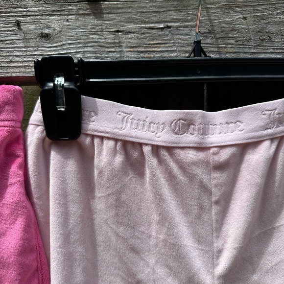 Juicy Couture Velvet Plush Elastic Waist Pull On Bedazzled Butt Lounge Shorts - Picture 5 of 7